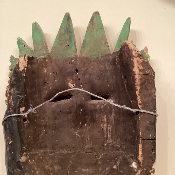 VERY OLD WOOD HAND CARVED SUN GOD MASK FROM MEXICO - Picture 4 of 4